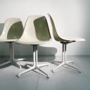 Five vintage fiberglass chairs design Charles Eames with Lafonda bases_3