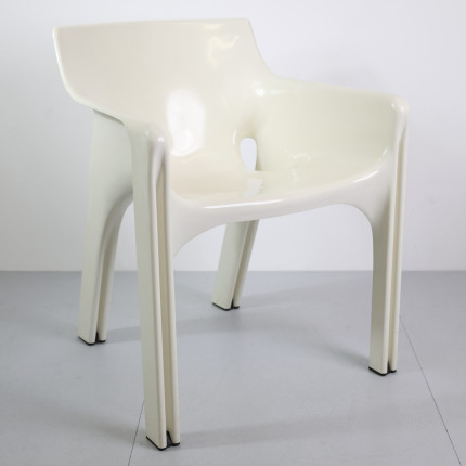 Pair of Gaudi chairs by Vico Magistretti for Artemide circa 1970