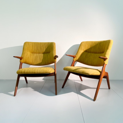 Pair of vintage scandinavian easy chair