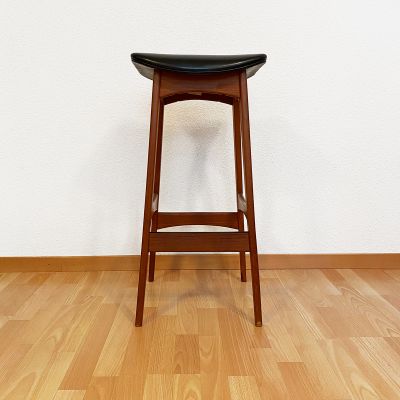 Set of 2 bar stools designed by Johannes Andersen_0