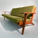 Sofa design by Hans Wegner GE290 for Getama_2