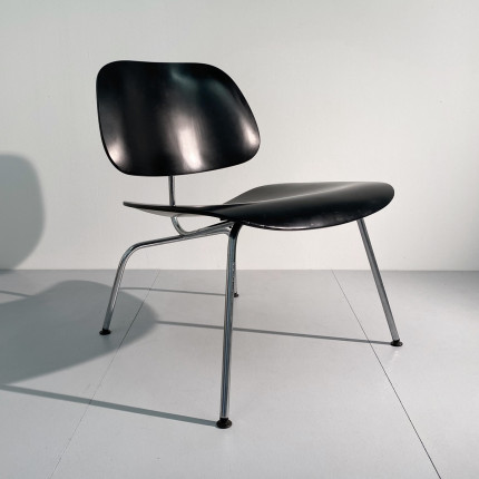 Vintage Charles Eames low chair LCM